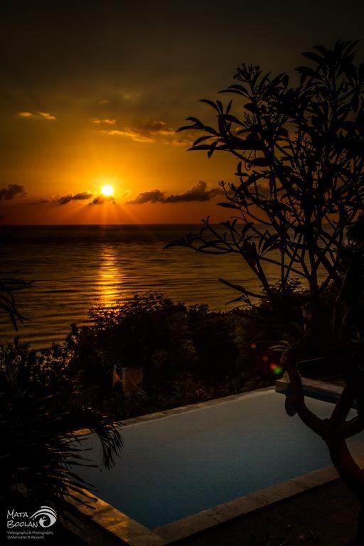 Beten Waru Bungalow And Restaurant Амед Экстерьер фото