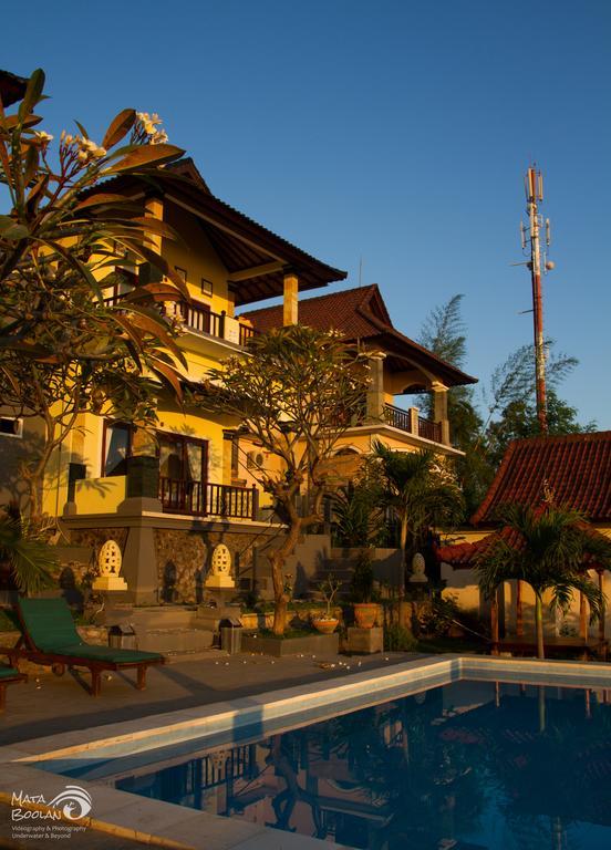 Beten Waru Bungalow And Restaurant Амед Экстерьер фото