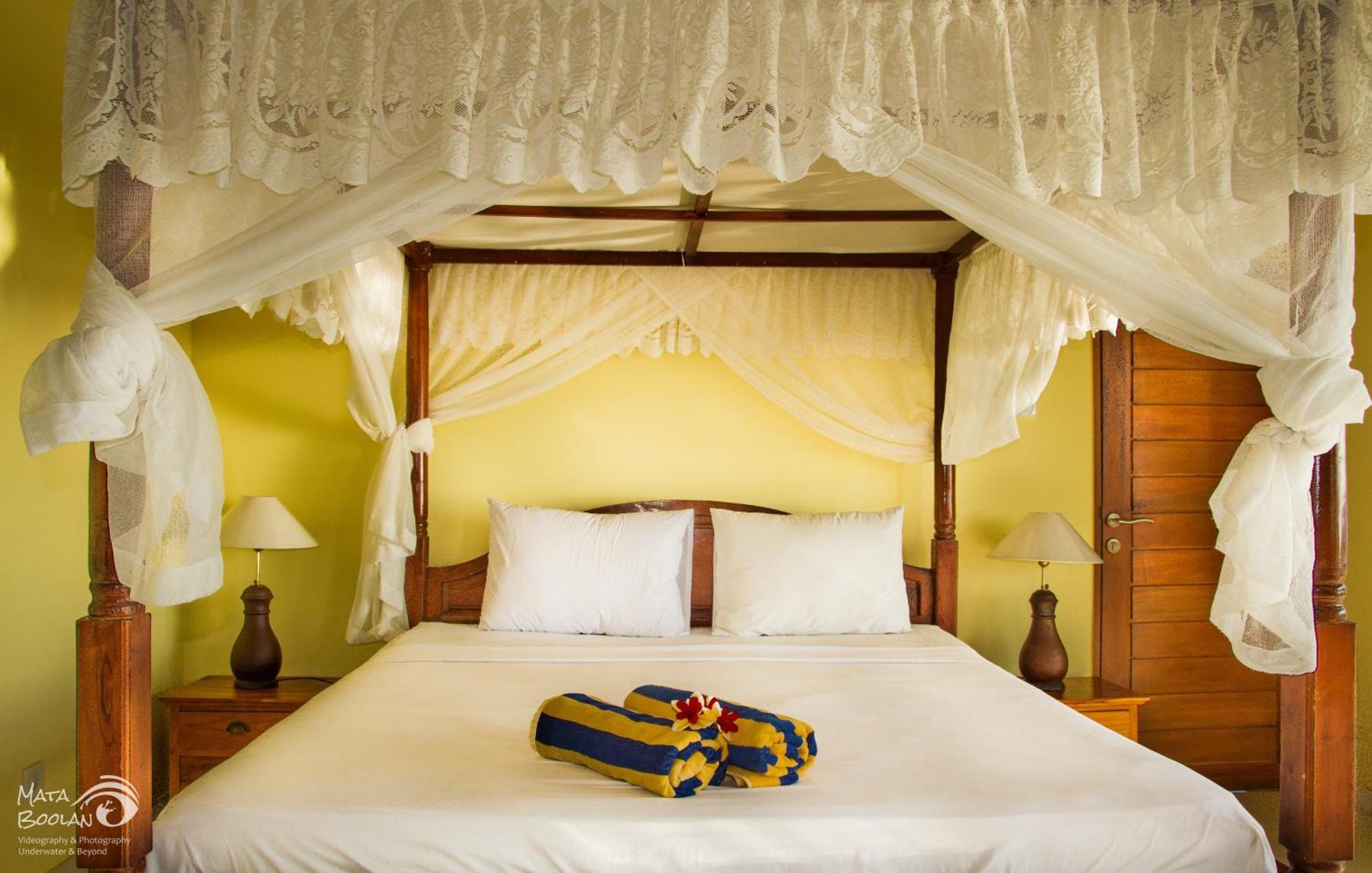 Beten Waru Bungalow And Restaurant Амед Номер фото